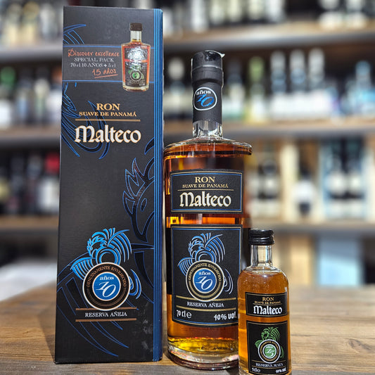 Rum 'Malteco 10 Anni Anejo Suave' 70 Cl (Giftbox con omaggio Rum Malteco 15y 5cl)